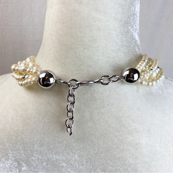 Monet 5 strand Faux Pearl Necklace silver tone hardware - Picture 3 of 6